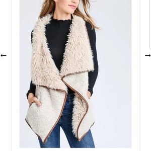 NWT Faux fur sleeveless vest